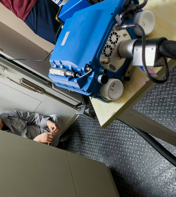 PF-300便攜式非甲烷總烴分析儀與在線(xiàn)設(shè)備對(duì)比測(cè)試